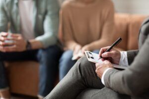 psychiatrist meeting with victim’s family